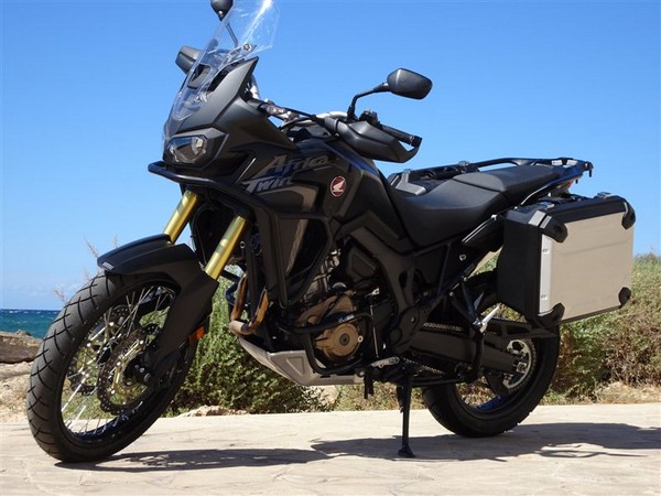 African Twin mieten bei Mallorca Motorbike