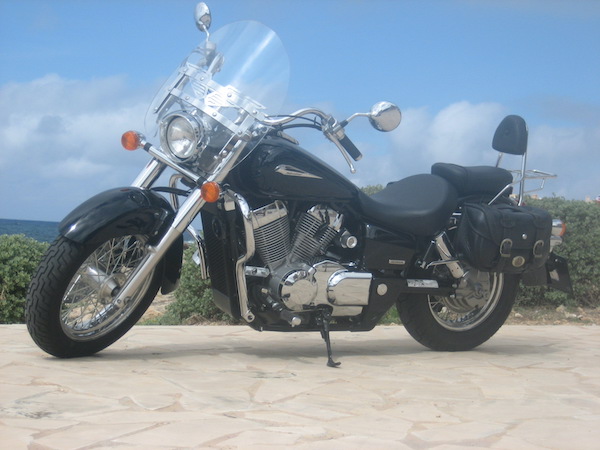 Honda Shadow 750 mieten bei Mallorca Motorbike